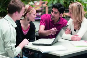 Präsenzseminare als Ergänzung zum Selbststudium